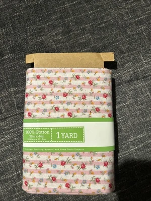 Rayas rosas y flores de material de 1 yarda Foto 1 de 2