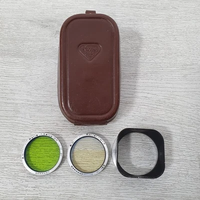 GENUINE ROLLEI Rollei-U-V RII Yellow Rollei hellgrün Green + Hood and Case - B31 - Image 1 of 4