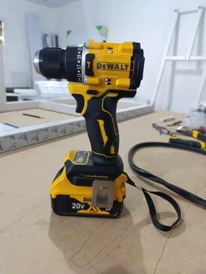 DEWALT DCD805 20V MAX XR Brushless Cordless 1/2" Hammer Drill Driver - Tool Only - Image 1 of 4