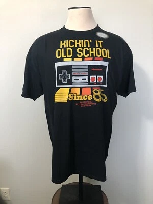 Nintendo NES Old School Since 85 Camiseta Negra Manga Corta Talla L Foto 1 de 3