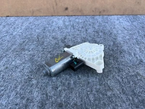 INFINITI Q60 2017-2022 OEM RIGHT PASSENGER DOOR WINDOW POWER MOTOR ASSEMBLY - Picture 1 of 4