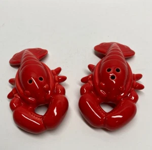 Red Lobster Salt & Pepper Shakers Textured Ceramic Ocean Nautical Seafood Picnic - Picture 1 of 10