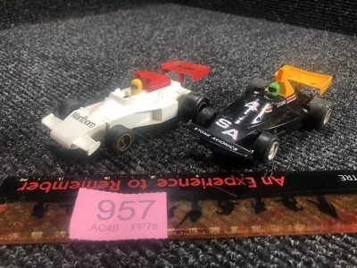 Scalextric Ferrari 312T Privateer & Marlboro McLaren M23 1:32 Slot Car BT 957 - Image 1 of 4