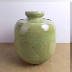 Paul Bernhardt Studio Art Pottery Green Jar - Picture 1 of 6