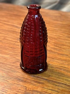 Botella vintage Wheaton Rubí Rojo Vidrio Old Doc's Cure 3" Mini Rubí - Imagen 1 de 7