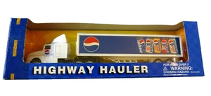 Road & Track Diecast Highway Hauler Pepsi Semi Tractor Trailer 1/87 Maisto NIB - Picture 1 of 4