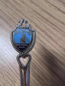 Vintage Souvenir Spoon US Collectible Arial Tramway Palm Springs California - Picture 1 of 4