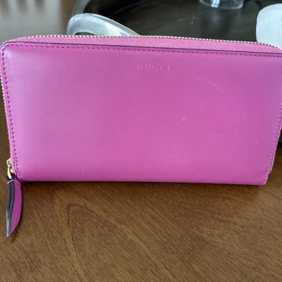 Cartera Gucci Grande Larga Rosa Cremallera Alrededor XLNT!! Foto 1 de 4