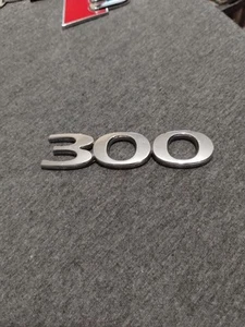 Z9# Chrysler OEM 2004-2010 300 Chrome 3 5/8" Emblem Badge Logo - Bild 1 von 2