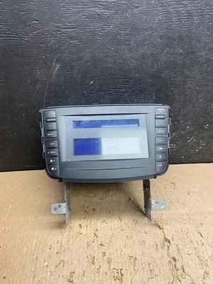 2004 to 2006 Acura TL Radio Information Display Screen Climate Control T8914 DG - Bild 1 von 4