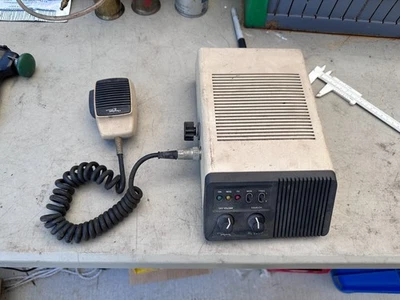 Regency XL2000 w/Regency 600-699-1 Corded Microphone - Image 1 of 4