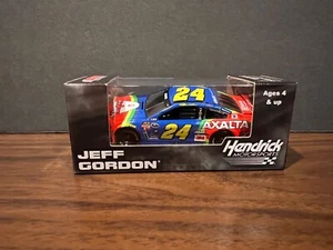 Jeff Gordon 2015 Axalta Rainbow #24 Hendrick Chevy SS 1/64 TAZA NASCAR - Imagen 1 de 1
