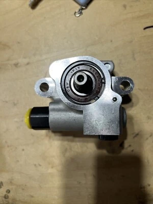 Power Steering Pump Fit for Kia Magentis Optima 2001 2002 2003 2004 2005 2006 - Image 1 of 4