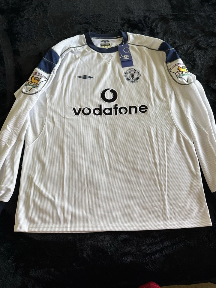 Camiseta visitante Manchester United 2000-02 Beckham #7 XXL LS Umbro Vodafone nueva con etiquetas Foto 1 de 4