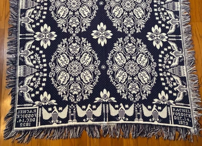 MANTA TAPIZ SAMPLER AZUL VINTAGE Lanzamiento Fosdick Réplica Americana Antes de la Guerra Foto 1 de 4