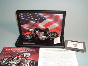 MOTORRAD HARLEY-DAVIDSON 1957 ROT XL SPORTSTER FRANKLIN NEUWERTIG 1:10 ANZEIGEHÜLLE - Bild 1 von 1