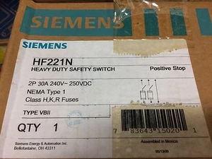 HF221N Siemens 30A 240V 2P 3 Wire Fused NEMA Type 1 Disconnect -- New --SES - Picture 1 of 3
