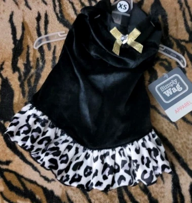 Pet Dress Hoodie Dog or Cat Velvet Leopard med ea New! - Image 1 of 4