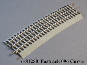 LIONEL FASTRACK 096 EXTRA WIDE CURVE TRAIN TRACK fasttrack 96" roadbed 6-81250