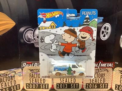 Chevy Astro Van Peanuts Pop Culture 2016 Hot Wheels '85 Foto 1 de 4