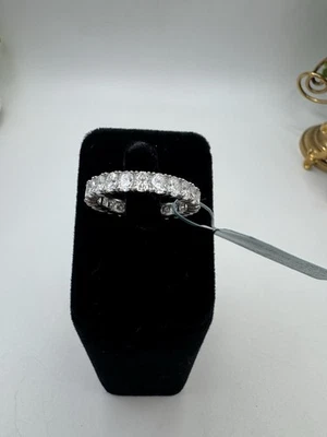 Anillo Banda de Eternidad Moissanita Plata de Ley Corte Ovalado 4.20 Ctw Talla 10 Vvsd Foto 1 de 4