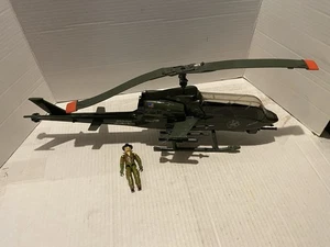GI Joe Hasbro 3,75” 1983 Dragonfly XH-1 helicóptero de asalto 100 % + Wild Bill buen estado - Imagen 1 de 24