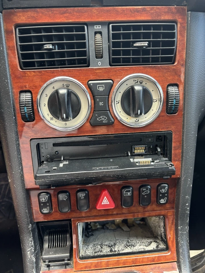 Mercedes-Benz SLK320 2002 unidad de control de clima con moldura de grano de madera OEM Foto 1 de 1