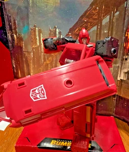 Hasbro Transformers Generations War For Cybertron Trilogy Earthrise Ironhide - Picture 1 of 9