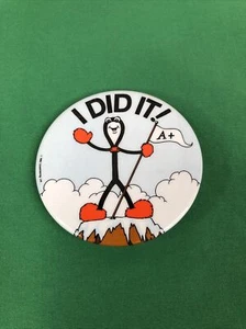 Vintage Flair Button Pin 'I DID IT' A+ Achievement (Standing on Mountain Top) - Picture 1 of 6