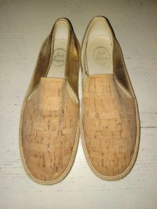 Jack Rogers Solid Gold and Brown Women's Slip On Shoes Sz 8M - Picture 1 of 6