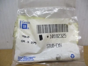 Genuine GM OEM 10182325 Exhaust Manifold Stud - Picture 1 of 2