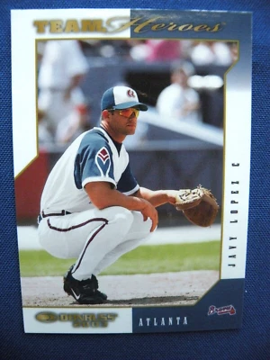 2003 Donruss baseball Team Heroes GLOSSY Javy Lopez Atlanta Braves #32 - Image 1 of 2