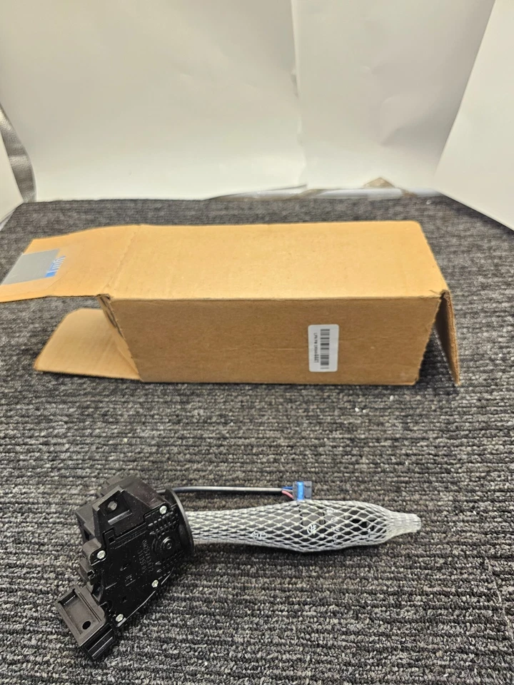 AC Delco/GM D6264C 25743472 Turn Signal Switch For Cadillac CTS SRX 2004-2006 - Image 1 of 4