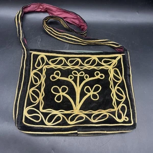 Handmade Vintage Bag Pakistan ThreadLines Gallery Velvet Black And gold - Picture 1 of 10