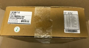 APC AP7811 Metered 12x IEC 320 C13 4x C19 30A 208V 2U Rack Mounted PDU - Picture 1 of 2