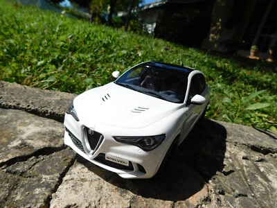 alfa romeo stelvio blanc 1/18 1 18 1:18 otto ottomodels ottomobile new - Photo 1/4