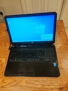 HP Notebook 15 - Picture 1 of 7