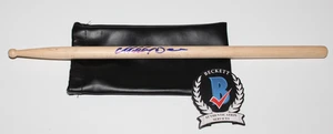 MIKKEY DEE MOTORHEAD DRUMMER SIGNED DRUM STICK SCORPIONS BECKETT BAS COA - Picture 1 of 3