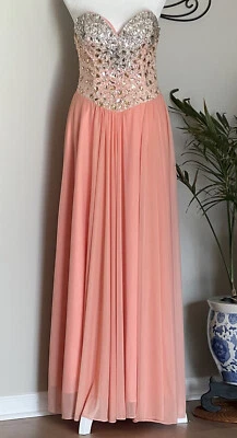 Terani Couture Strapless Mixed Beaded Chiffon Long Formal Gown Dress Size 6 - Image 1 of 4