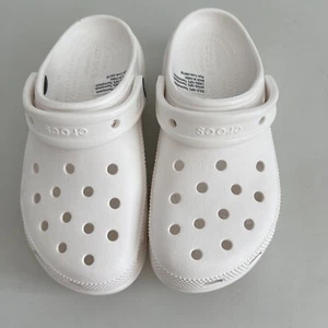 Crocs Womens Clogs Size W6 White Brand New Outdoor Hiking Comfort - Bild 1 von 8