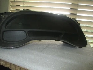 OEM 2000 01 Cadillac DeVille 4.6 L , Instrument Cluster   25716620 FREE SHIPPING - Picture 1 of 3
