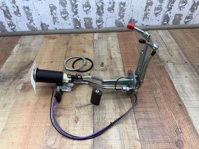 Bomba de combustible y unidad de envío para Chevy C1500 C2500 K1500 K2500 GMC 1996 1997 5,0 5,7 Foto 1 de 4