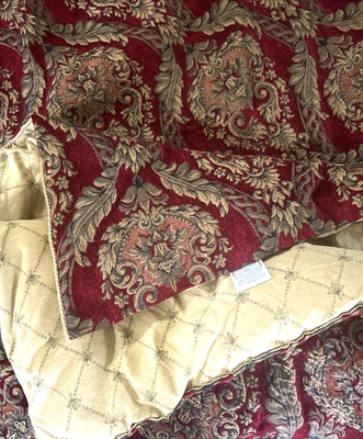 Одеяло Croscill Home Imperial Empress King бордовое красное золото с парчовым краем  - Изображение 1 из 4