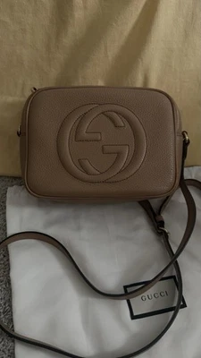 Authentic Gucci Small Soho Disco Bag Rose Beige Patent Leather crossbody purse - Image 1 of 4