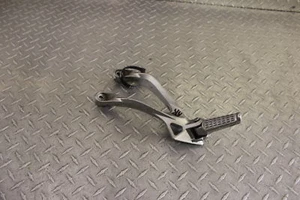 2005 KAWASAKI NINJA ZX6R ZX636C RIGHT REAR BACK PASSENGER PEG - Picture 1 of 10