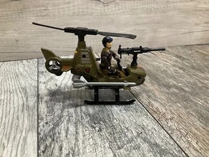 Helicóptero de asalto Chap Mei corps vehículo mini helicóptero con figura de colección - Imagen 1 de 9