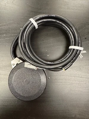 LINEMASTER Dolphin Footswitch D41-SNO28