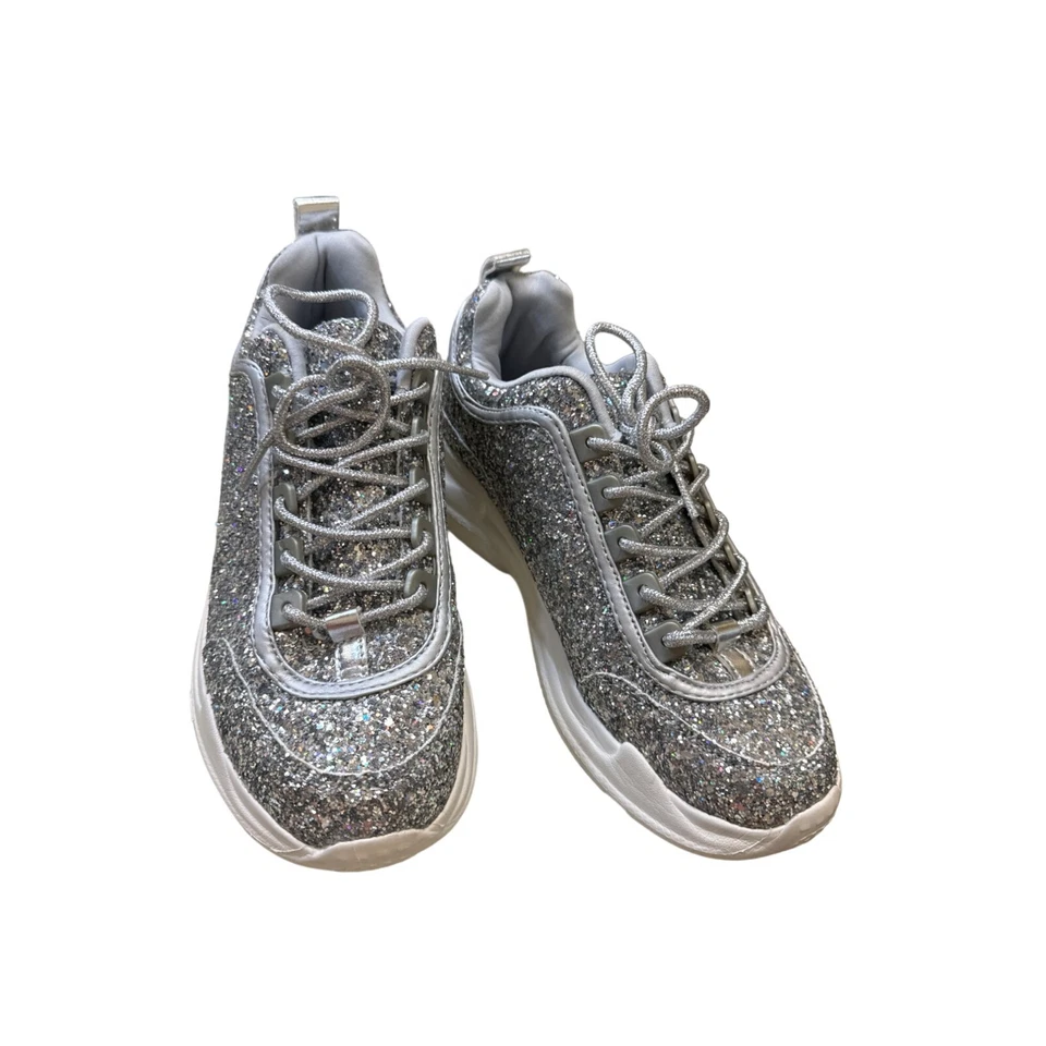 Wild Diva Lounge Mujer Plata Brillante Zapato/Zapatillas Talla 7.5 SKU 3544 Foto 1 de 4