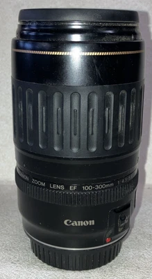 Canon Ultrasonic Zoom Lens EF 100- 300mm 1: 4.5-5.6 JAPAN one Cap Mint Condition - Image 1 of 4