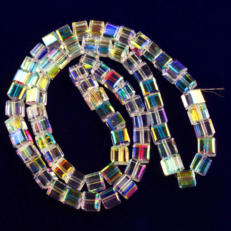 Cubo colgante de cristal de titanio arco iris blanco AB facetado 70 piezas 8x8x8 mm Y-720 Foto 1 de 4